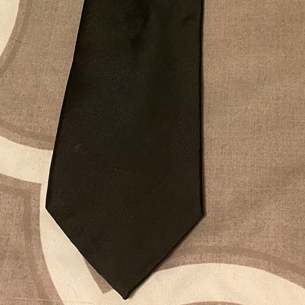 Michael Kors black tie